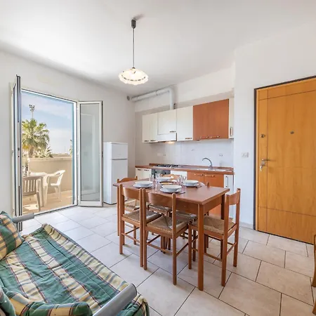Apartment In Near Lido San Giovanni